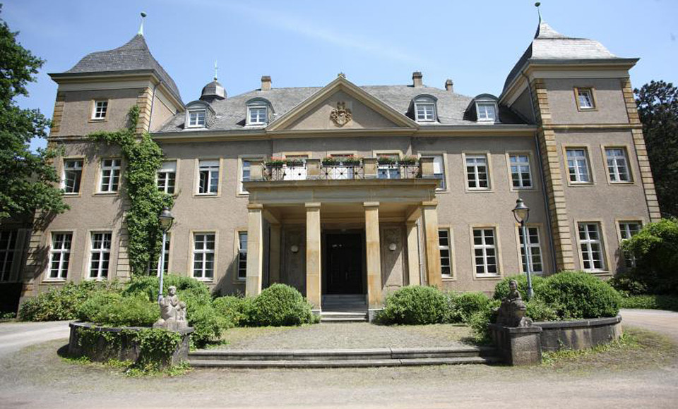 BHBeratung -  modern financial products and services